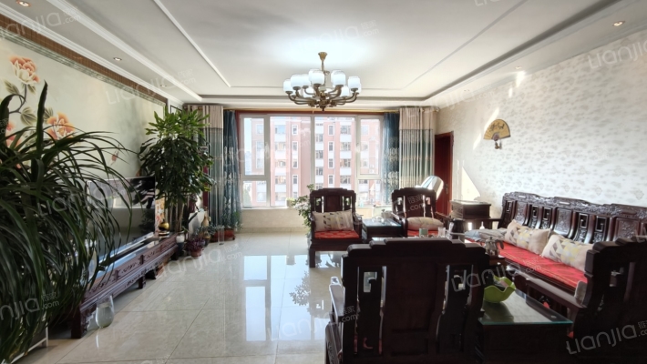 新政花园二手房实景图