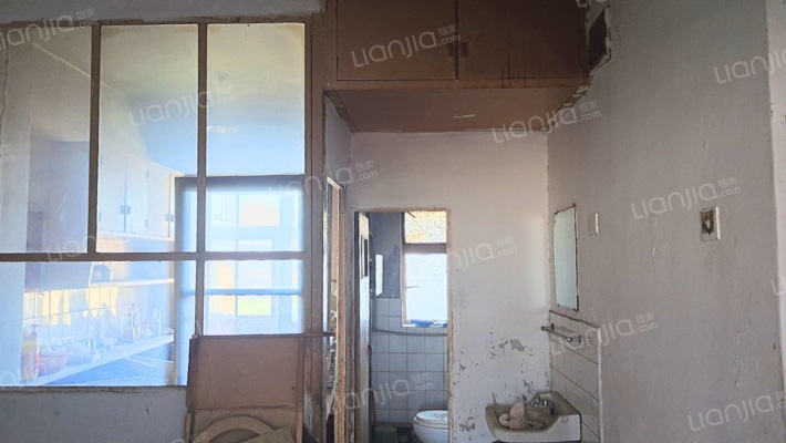 建设局住宅小区 3室1厅 南 北-餐厅