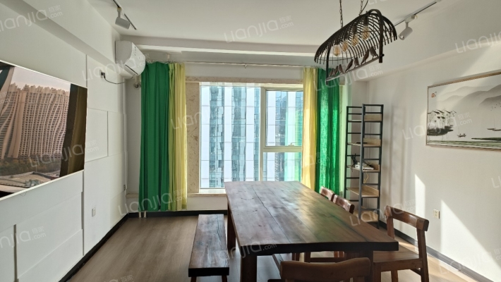 财富中心二手房实景图