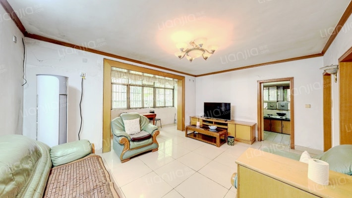 轻苑小区二手房实景图