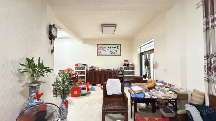 海城区万和路工商小区南区二手房实景图