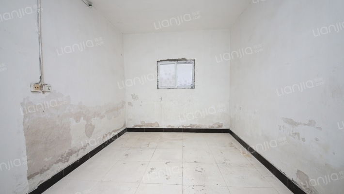 东赵屯路二手房实景图