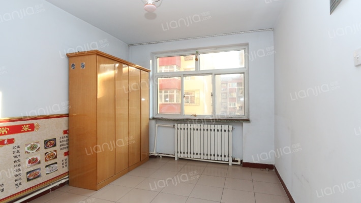 南关桥东街5号院二手房实景图