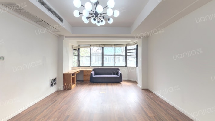 民航小区向云西街二手房实景图