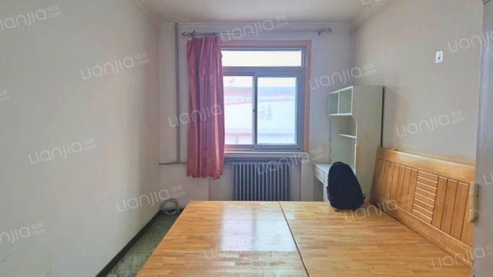 范阳路单位家属院职教中间楼层南北通透三居出售-卧室C