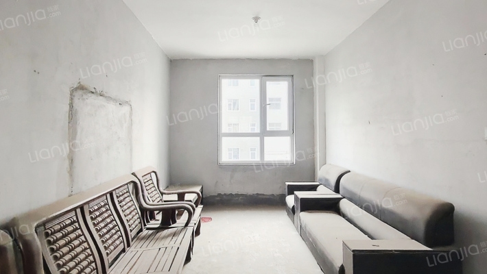 荣利家园二手房实景图