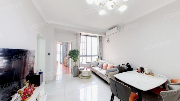 香槟花园二手房实景图