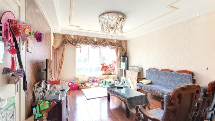 旭日华庭二手房实景图