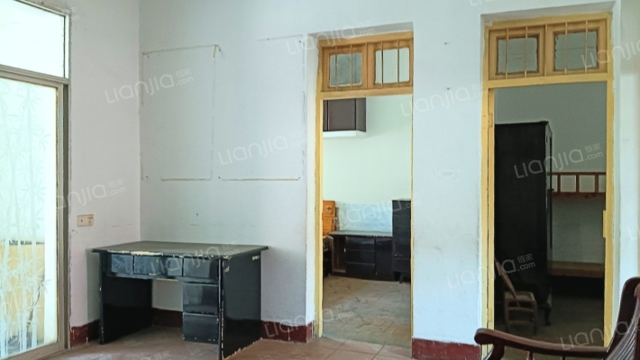 得胜路税务局家属院东院二手房实景图