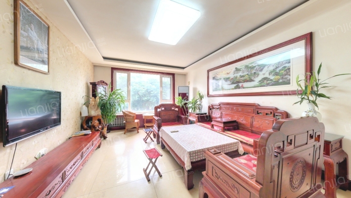 鲁厦花园二手房实景图
