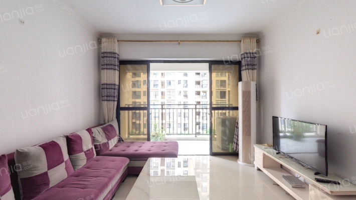 中央美地二手房实景图