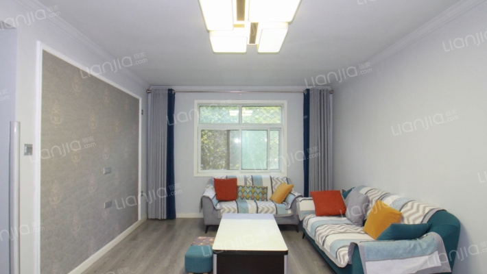 五条路二手房实景图