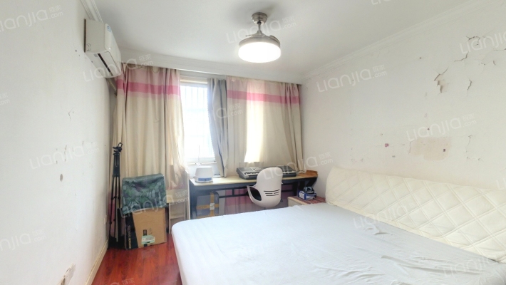 闸北场中公寓二手房实景图