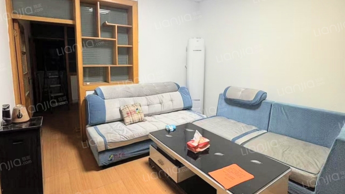 职中小区二手房实景图