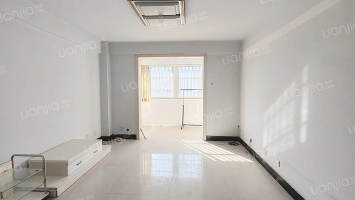 怡景雅居二手房实景图