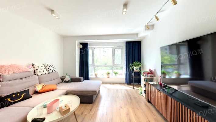 金地悦峰二手房实景图