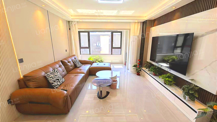 万华园二手房实景图