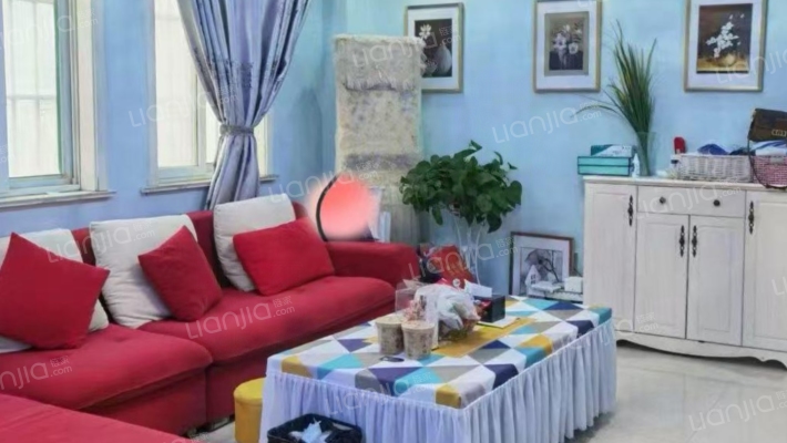 国际公寓二手房实景图