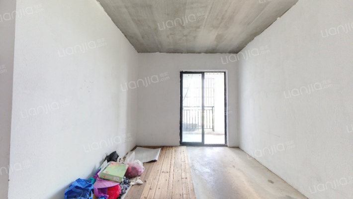 银泉一品龙湾二手房实景图