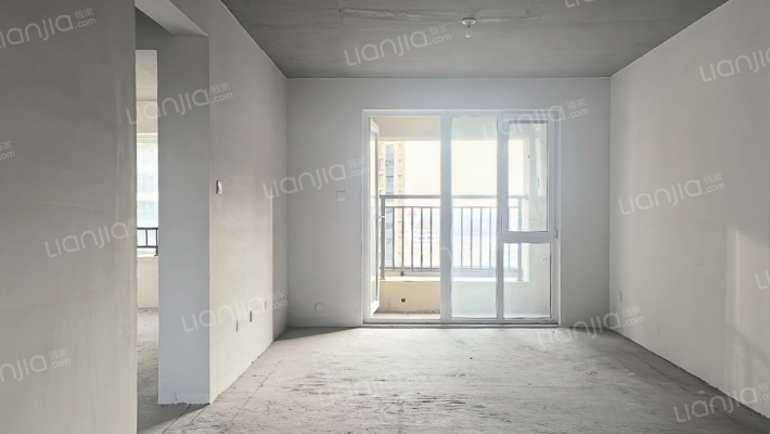 大社区 南北通透 好楼层 采光视野好 北京公交直达小区-客厅