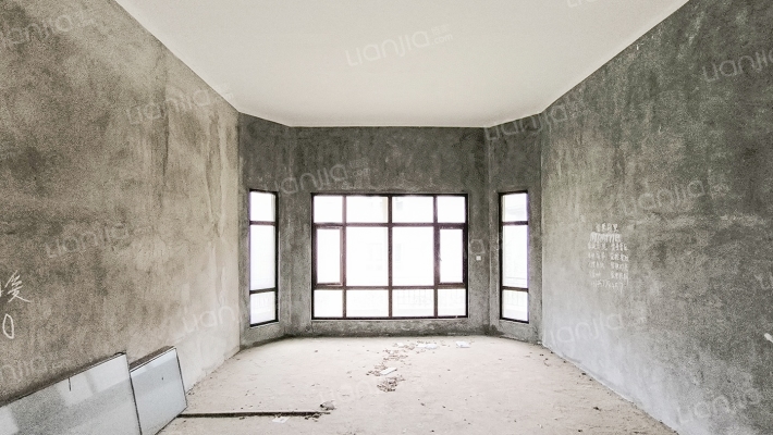 保利半山国际奥兰多二手房实景图