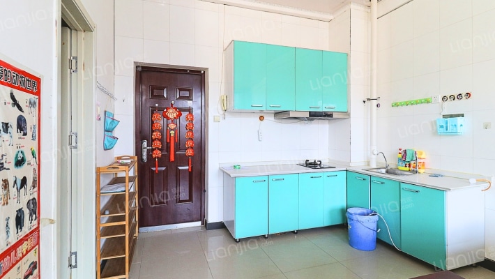 房子户型方正 总价低 无捆绑 随时看房小户型 装修简单-厨房