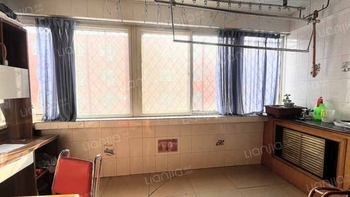 物探七号院 东安小区北区新楼 大两居-阳台