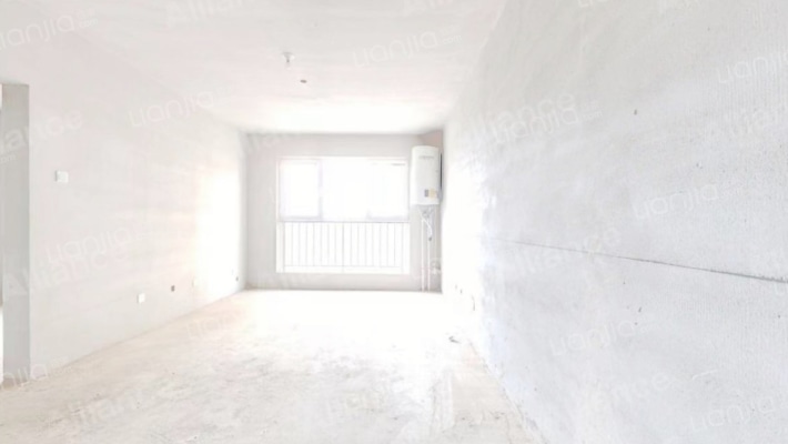 位置好，交通方便，北京通勤必备-客厅