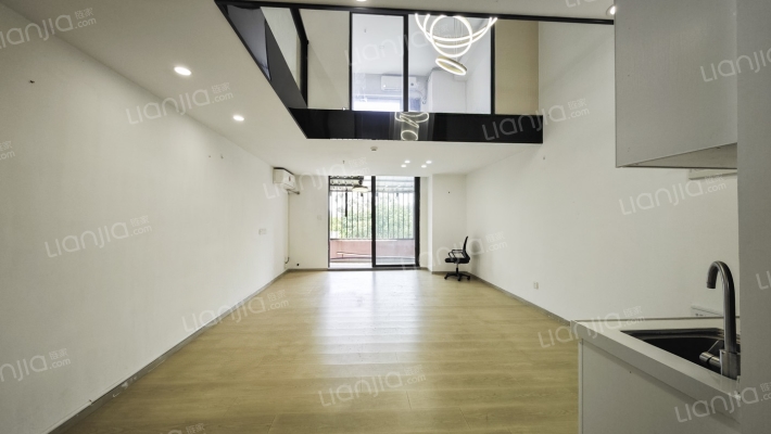 钧明欢乐世界二手房实景图