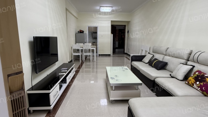 山水云间二手房实景图