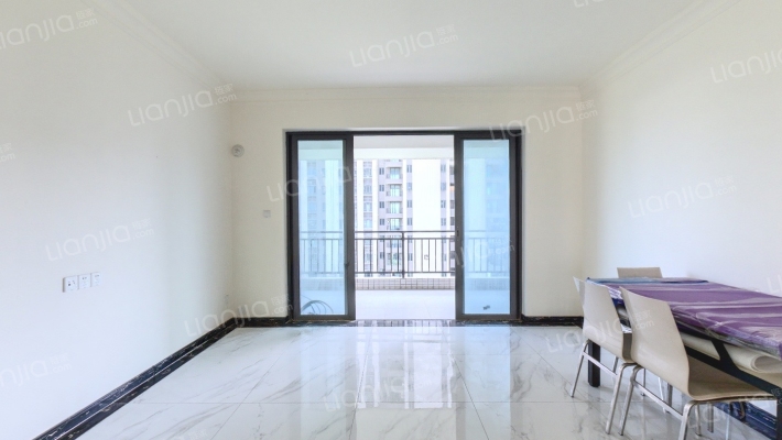 碧桂园盛世名门二手房实景图