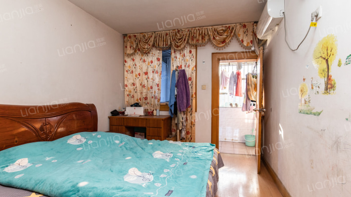 港中新村二区二手房实景图