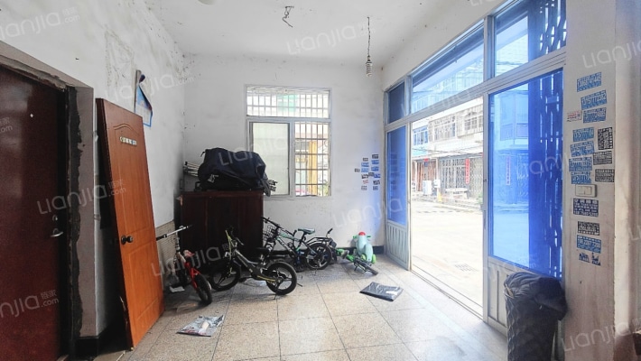 西埭小区二手房实景图