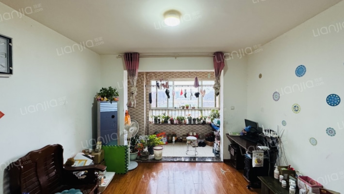 领秀城一期二手房实景图