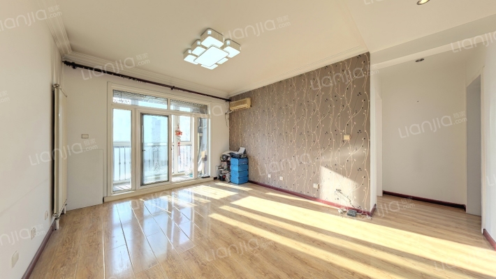 第五郡五号地二手房实景图