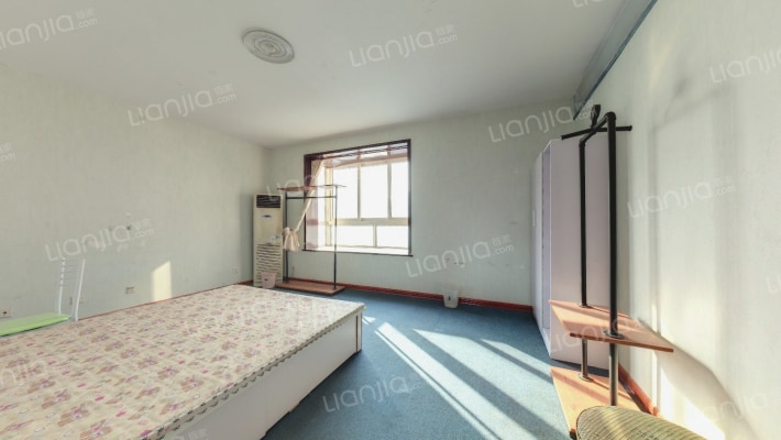 世纪颐园二手房实景图