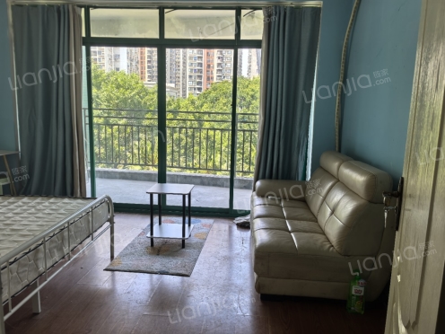 合租·绿洲龙城 3居室 东南/南卧