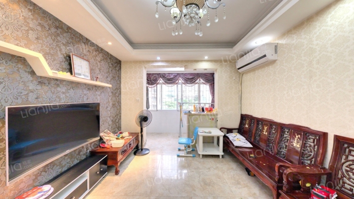 前山教师楼二手房实景图