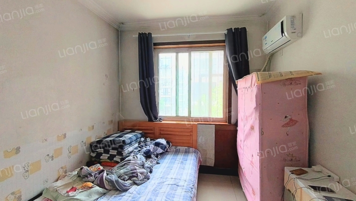 集中供暖步梯房  采光好 户型方正  出行方便-卧室B