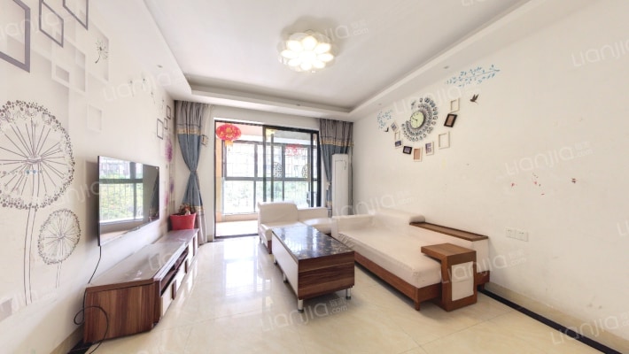 宁宝世家二手房实景图