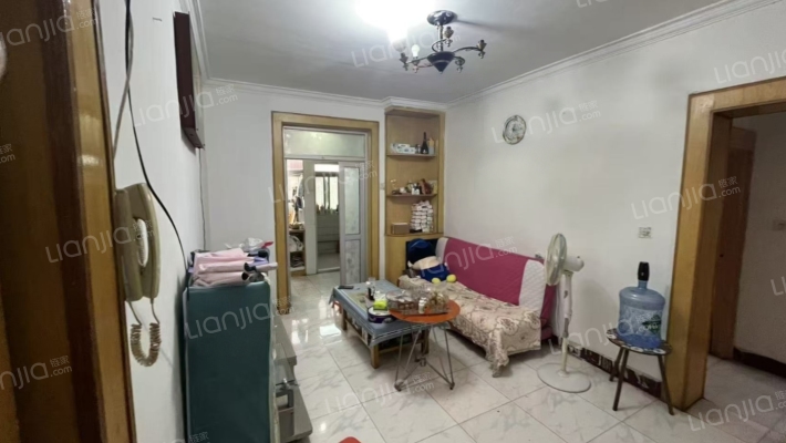 铝厂，70年大产权，满五唯一，方便看房-客厅