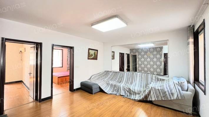 民和公寓二手房实景图