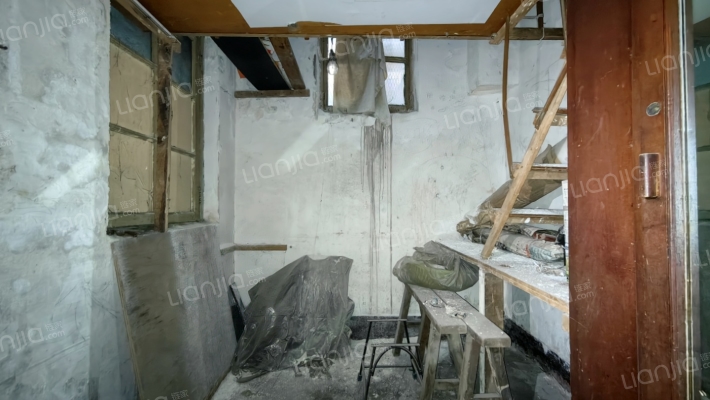 积福新里二手房实景图