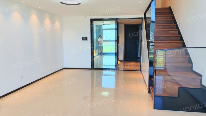 横琴天庆粤凯广场二手房实景图