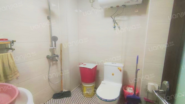 惠友荷園 3室2厅 南 北-卫生间