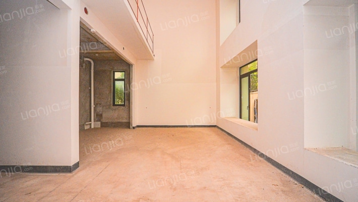 龙湖椿山二手房实景图