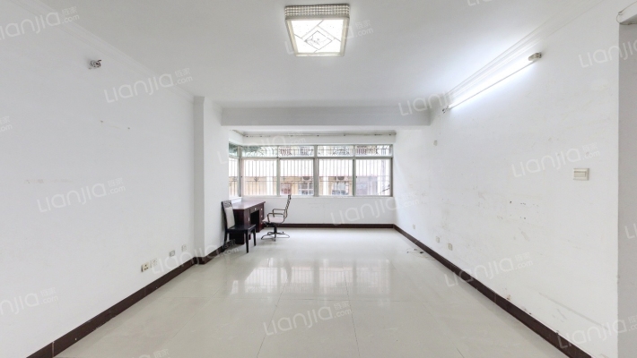 红城大厦二手房实景图