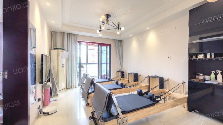 合生江湾国际公寓二手房实景图