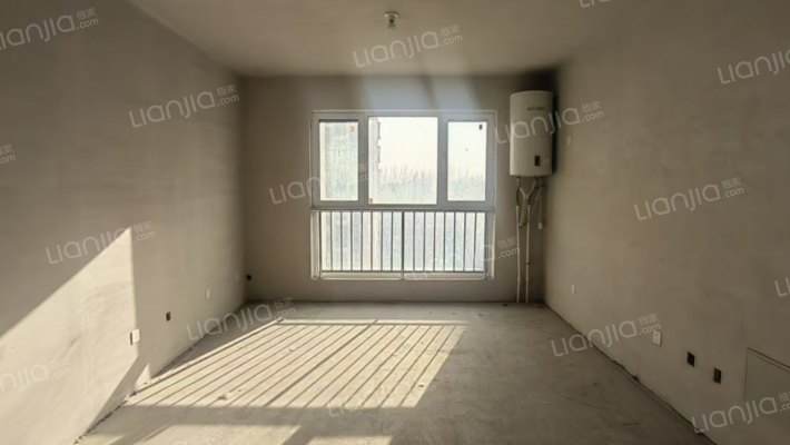 北京界三利中和城C区。100平三居室南北通透，位置好，-客厅