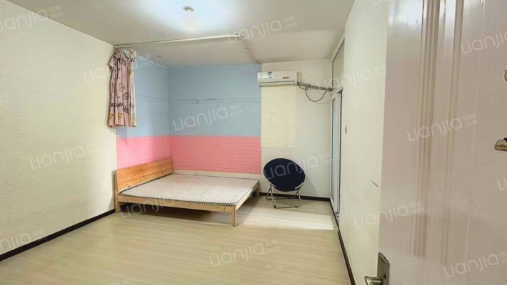 香港豪庭 2室2厅 南-卧室B